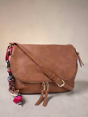 Miztique Women's Brown and Tan Shoulder Bag